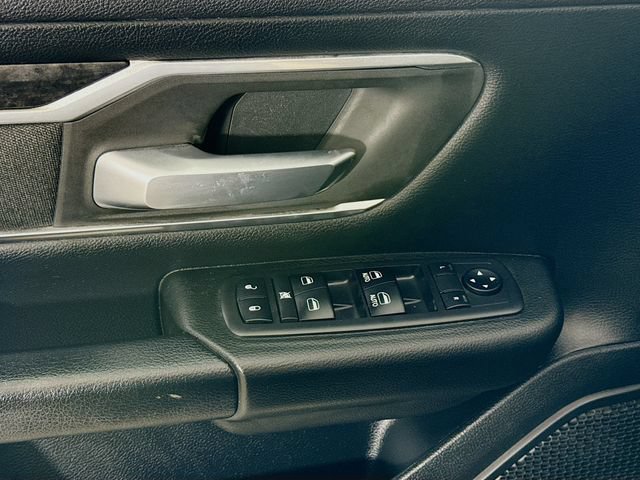 Used 2019 RAM 1500 Big Horn AWD/4WD image 17