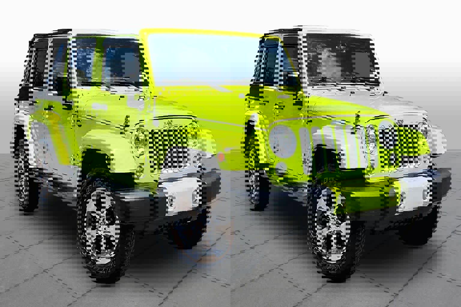 Used 2016 Jeep Wrangler Unlimited Sahara w/ Max Tow Package image 3