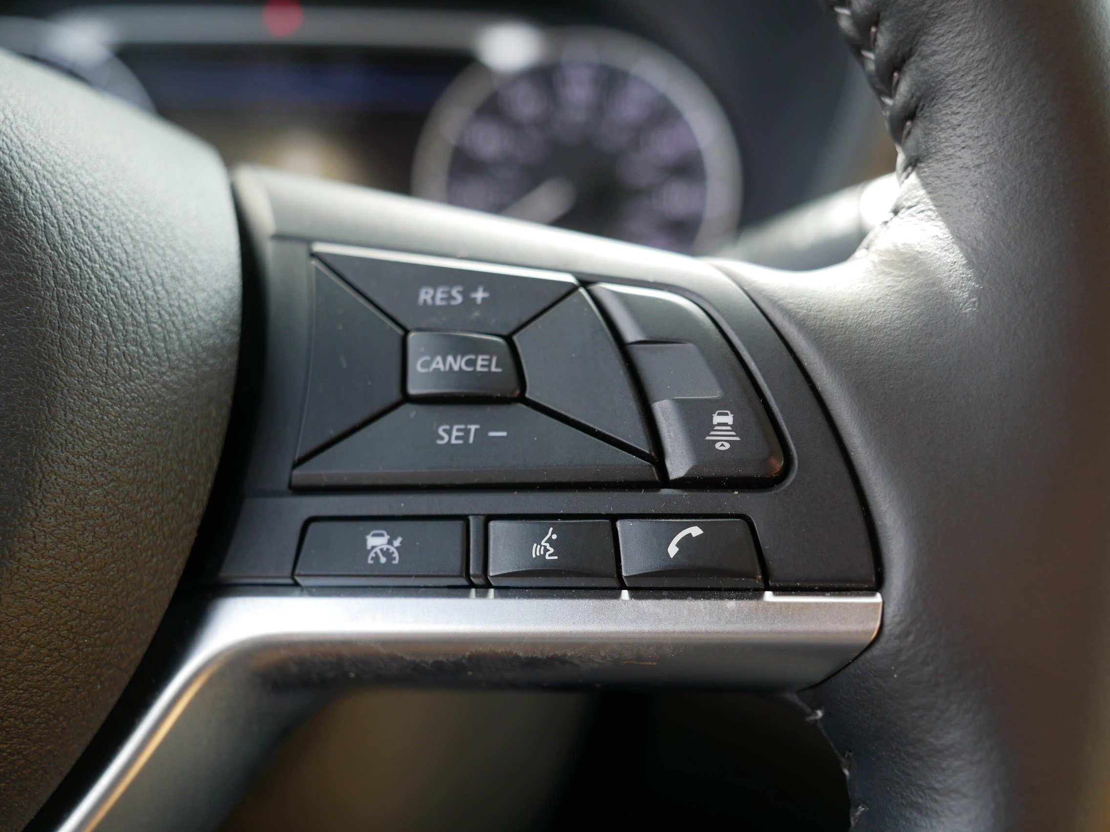 Certified 2025 Nissan Sentra SV w/ SV Premium Package FWD image 29