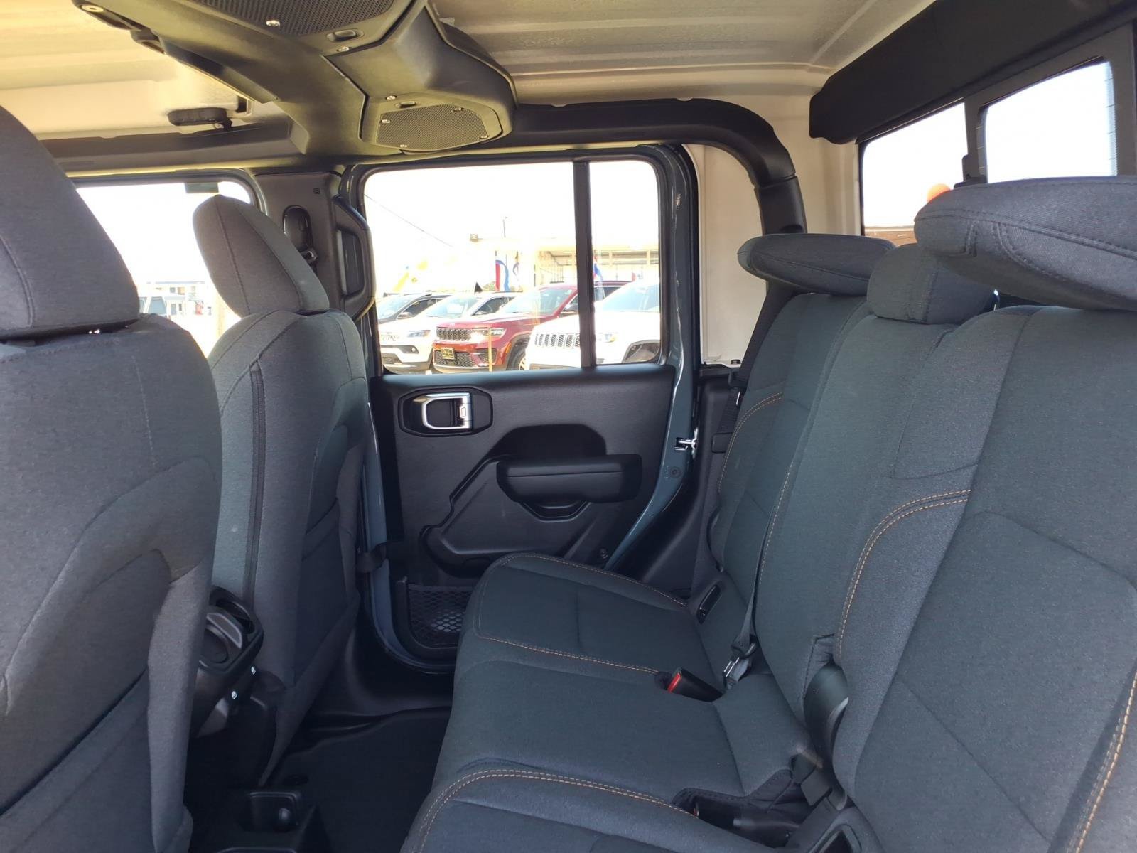 New 2026 Jeep Gladiator Sport AWD/4WD image 14