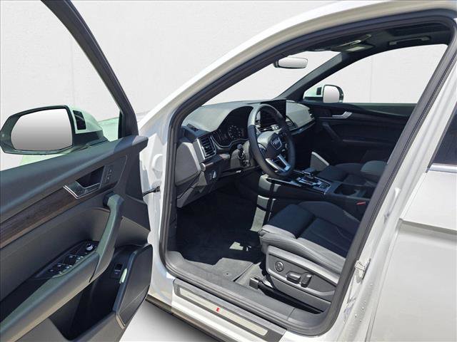 New 2025 Audi Q5 2.0T Premium image 13