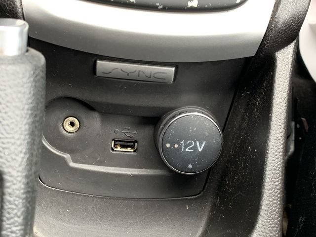 Used 2015 Ford Fiesta SE FWD image 25
