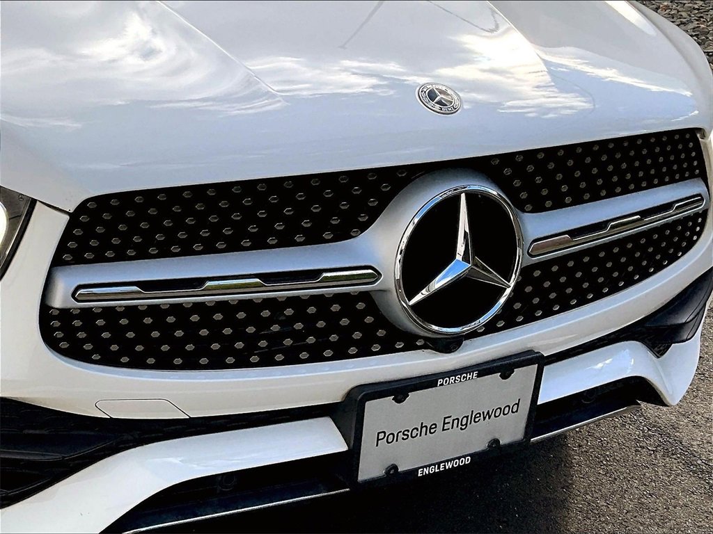 Used 2021 Mercedes-Benz GLC 300 GLC 300 image 32
