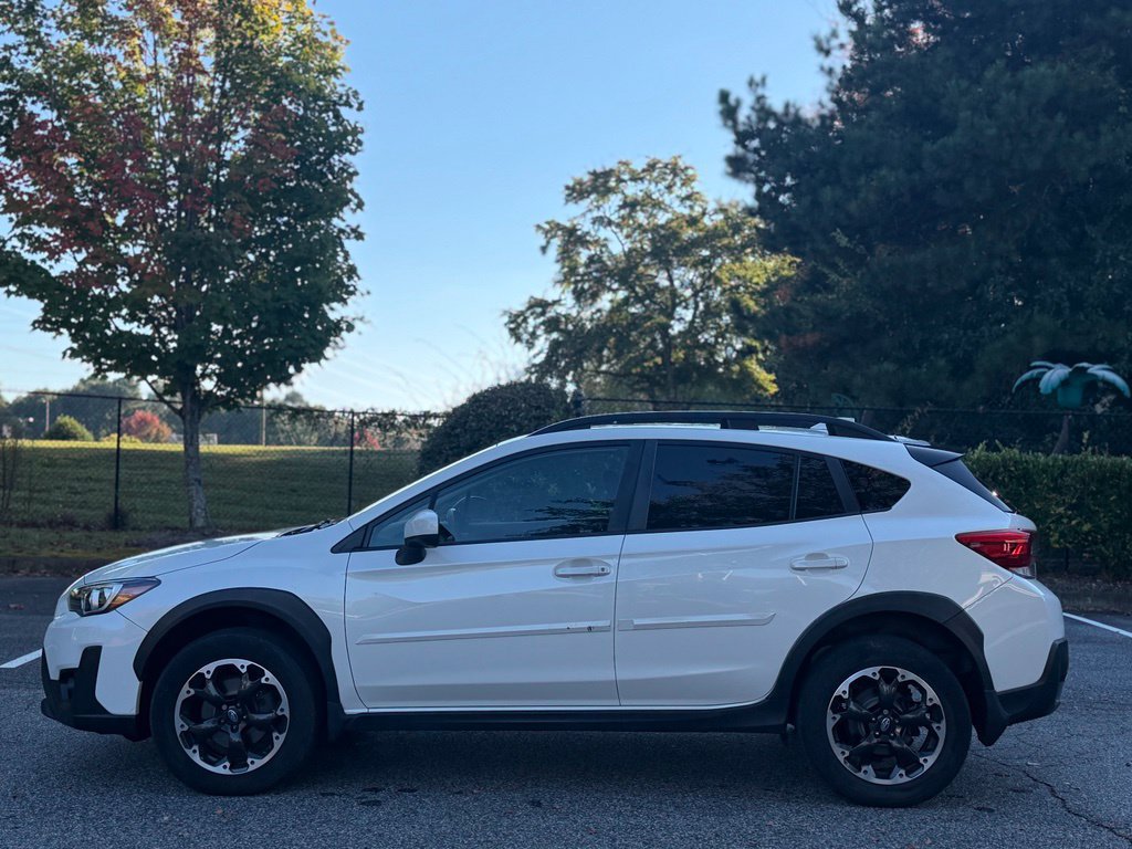 Used 2021 Subaru Crosstrek 2.0i Premium w/ Moonroof Package AWD/4WD image 2
