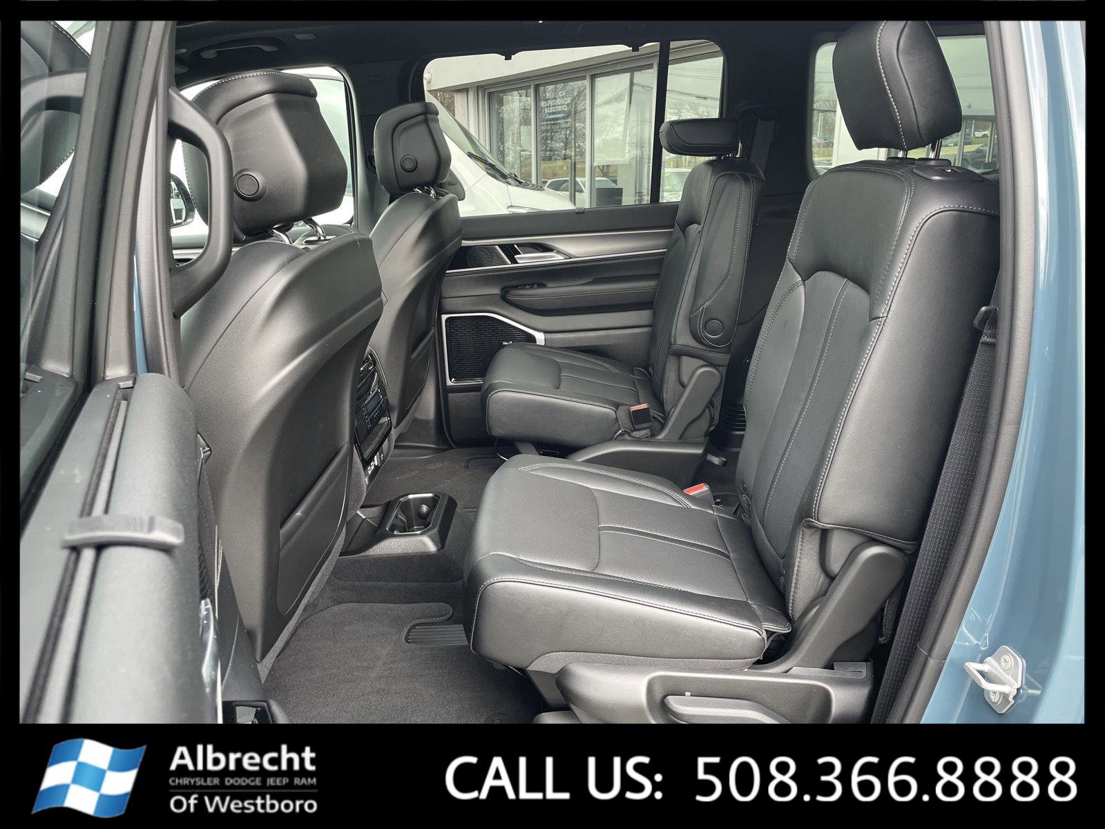 New 2026 Jeep Grand Wagoneer Limited image 12