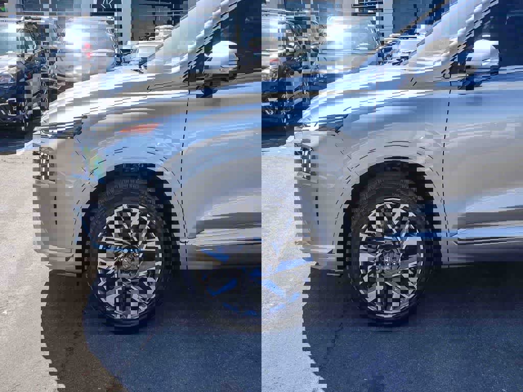 Used 2023 Hyundai Santa Fe Calligraphy image 9