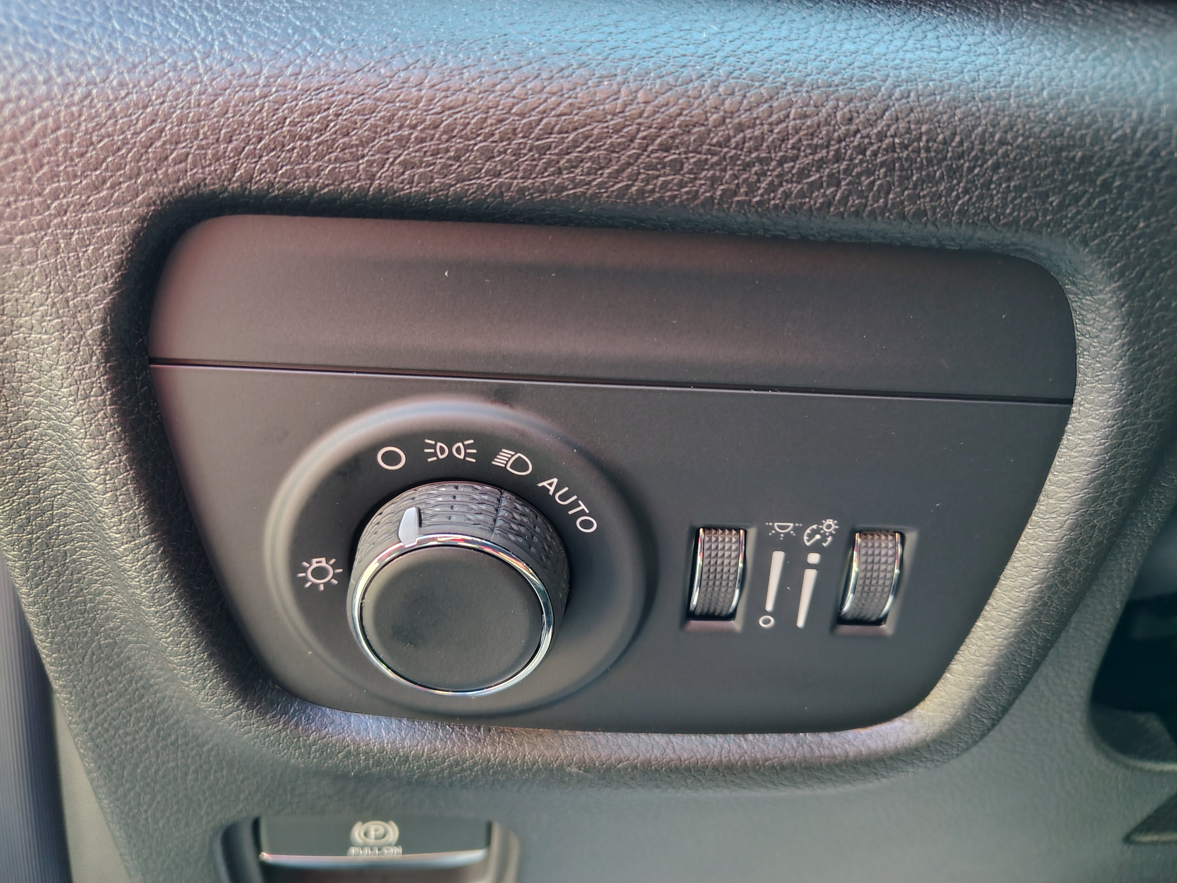 New 2027 Jeep Grand Cherokee Laredo X AWD/4WD image 29