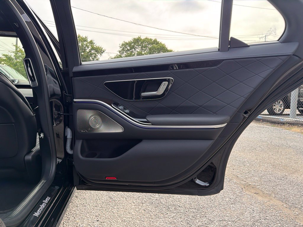 Used 2022 Mercedes-Benz S 580 4MATIC Sedan image 30
