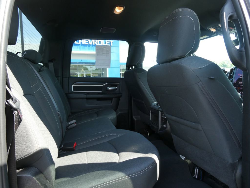 Used 2026 RAM 3500 Big Horn AWD/4WD image 15