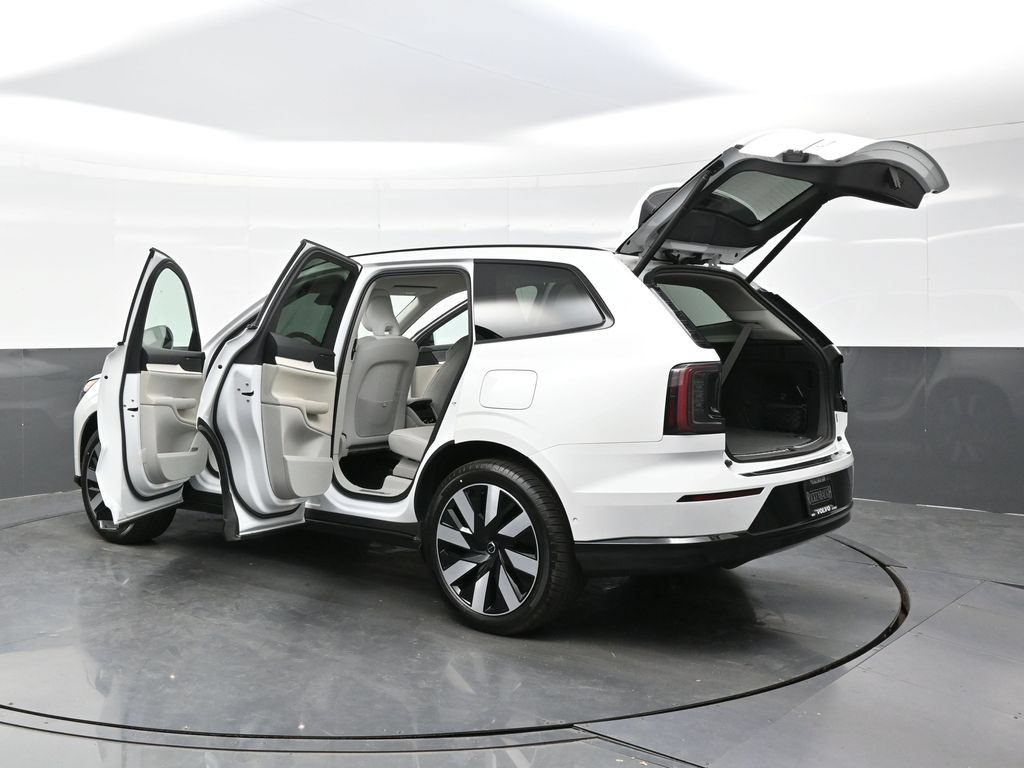 New 2026 Volvo EX90 Plus AWD/4WD image 45
