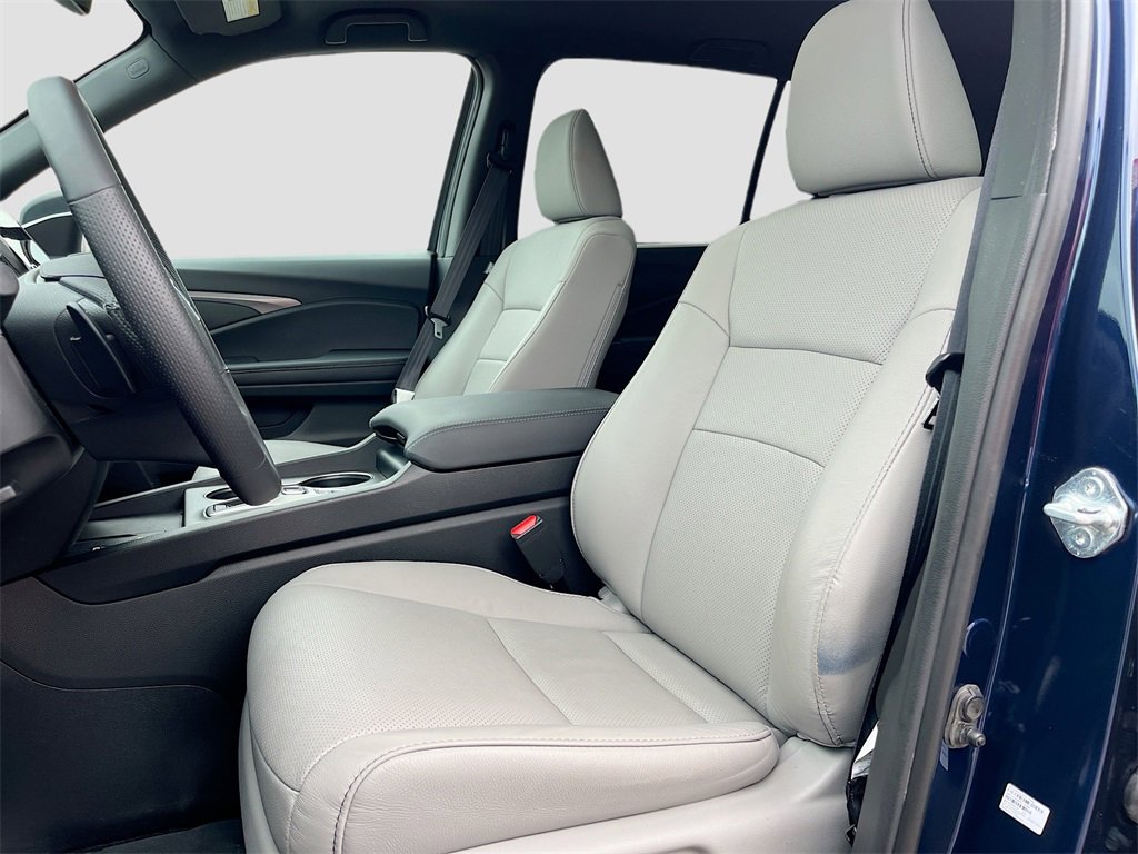 Used 2025 Honda Passport EX-L image 20