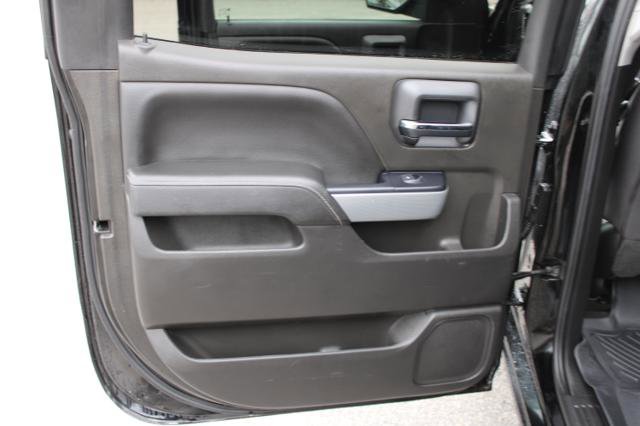 Used 2018 Chevrolet Silverado 1500 LT w/ All Star Edition image 34