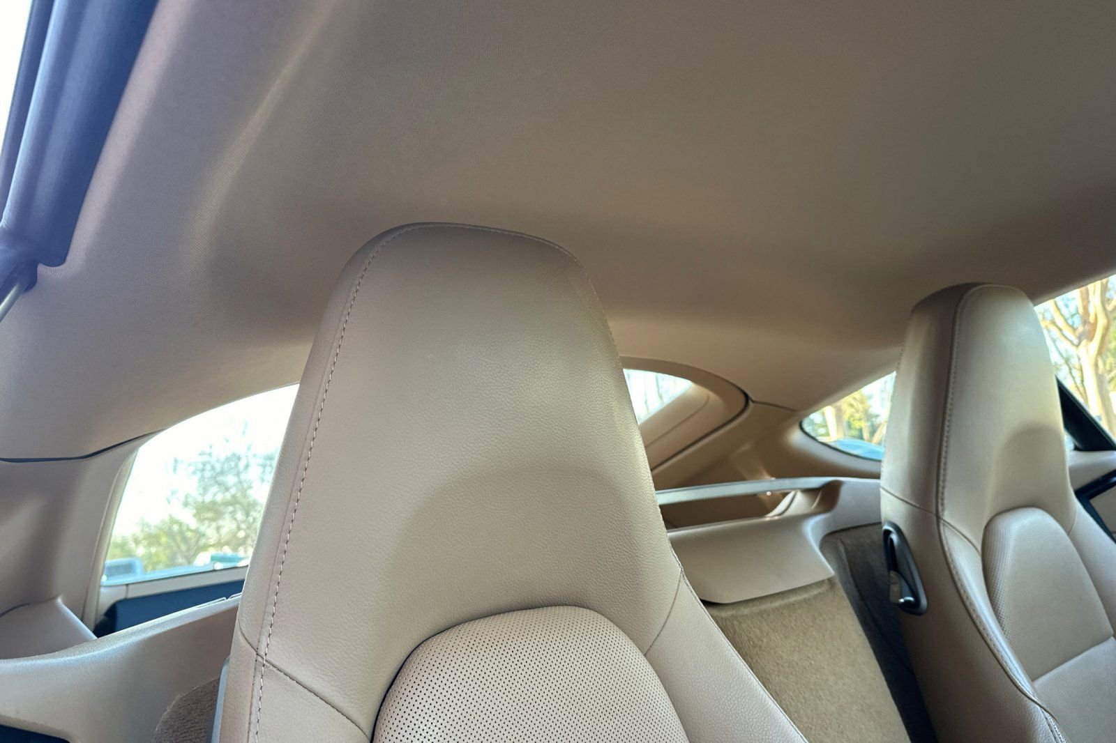 Used 2016 Porsche Cayman image 17