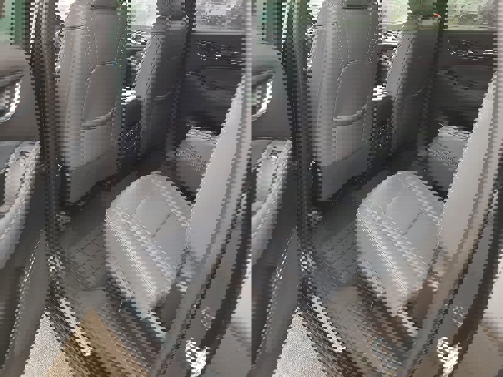 Used 2024 Buick Enclave Premium image 20