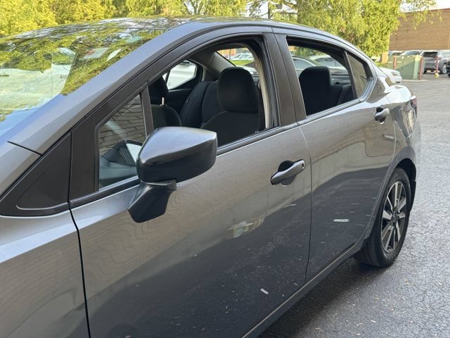 Used 2024 Nissan Versa S w/ S Plus Package FWD image 22