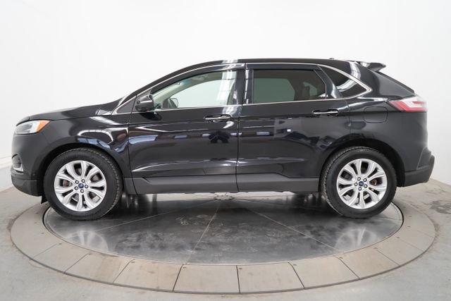 Used 2020 Ford Edge Titanium w/ Equipment Group 301A image 4