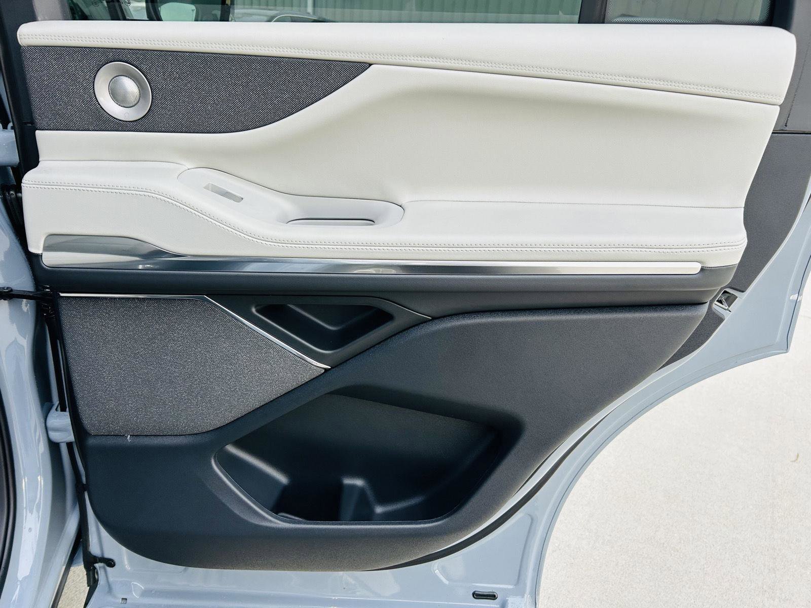 New 2026 Lincoln Navigator Reserve image 44