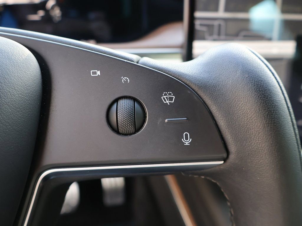 Used 2021 Tesla Model S Plaid image 46