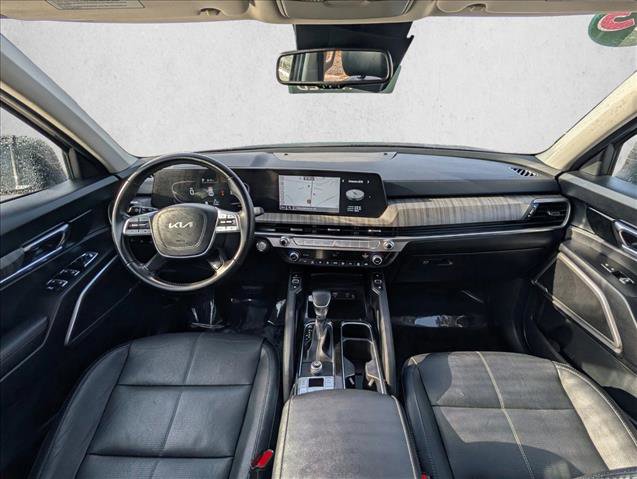 Used 2023 Kia Telluride EX w/ EX Captain's Chair Package image 17