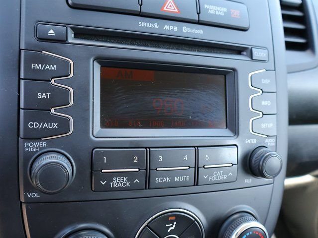 Used 2012 Kia Soul FWD image 31