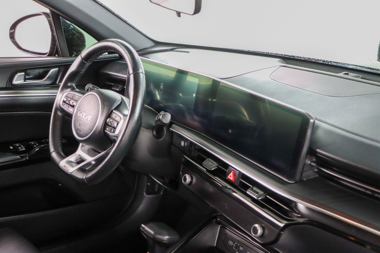 Used 2025 Kia K5 GT-Line AWD/4WD image 25