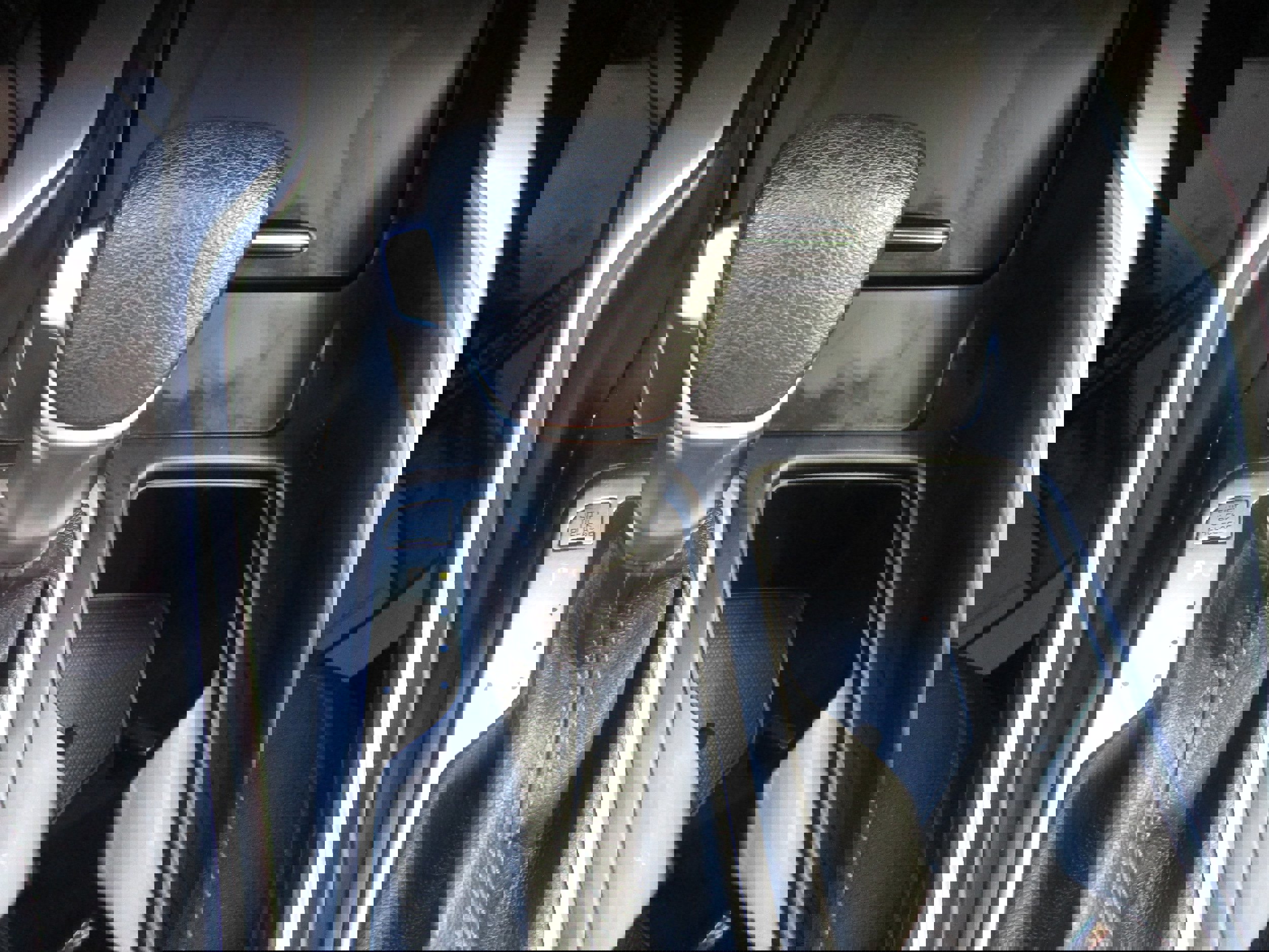 Used 2021 Kia Sorento LX image 12