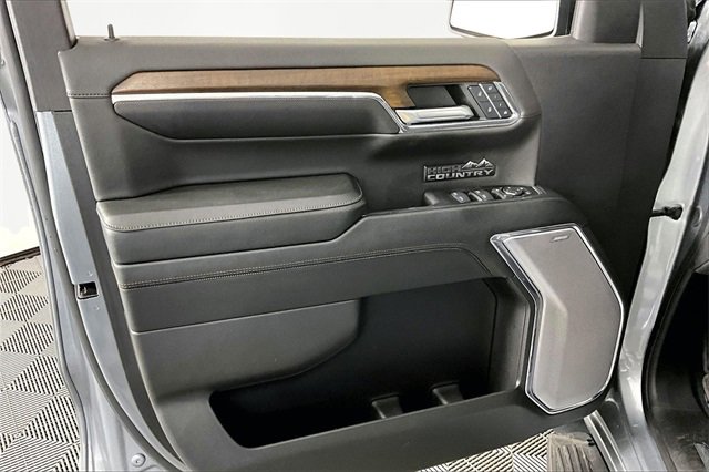 Used 2024 Chevrolet Silverado 1500 High Country w/ Technology Package image 20