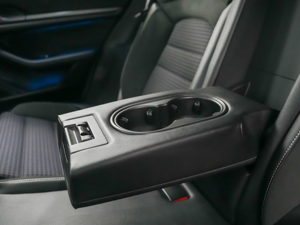 Certified 2025 Porsche Taycan AWD/4WD image 20