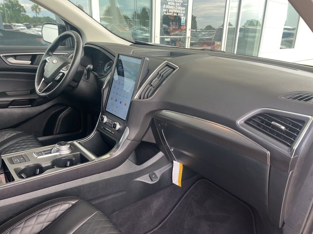 Used 2024 Ford Edge Titanium w/ Equipment Group 301A image 21
