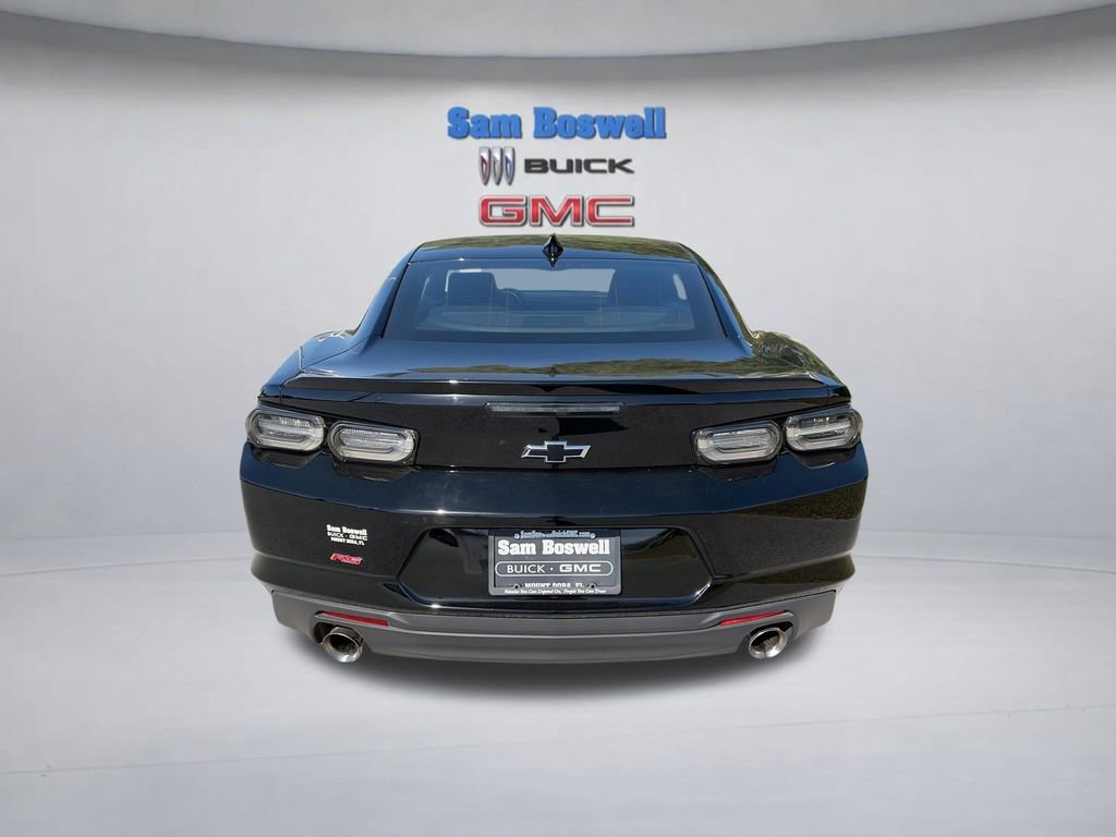 Used 2022 Chevrolet Camaro LT w/ RS Package RWD image 8