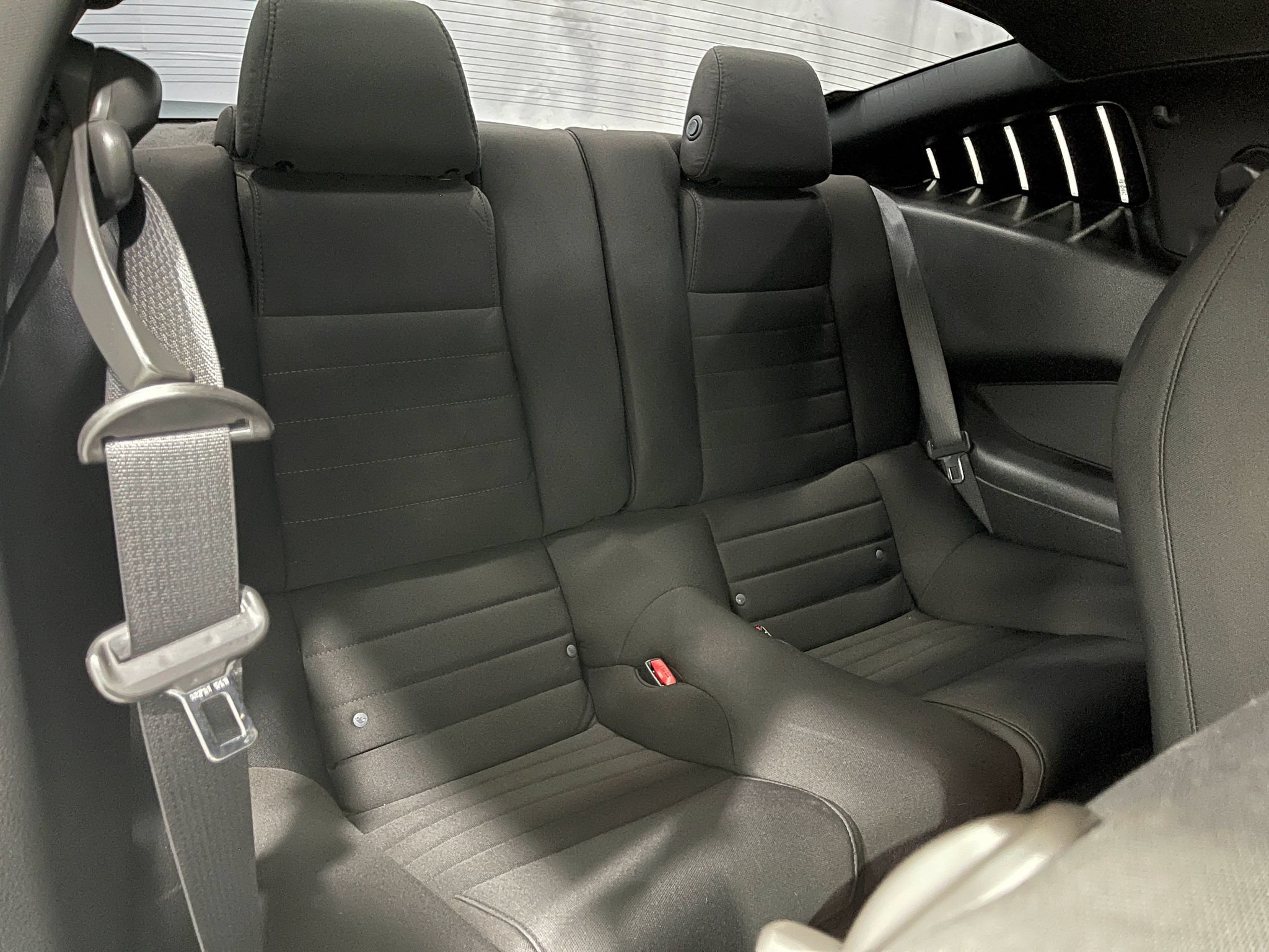 Used 2013 Ford Mustang GT RWD image 28