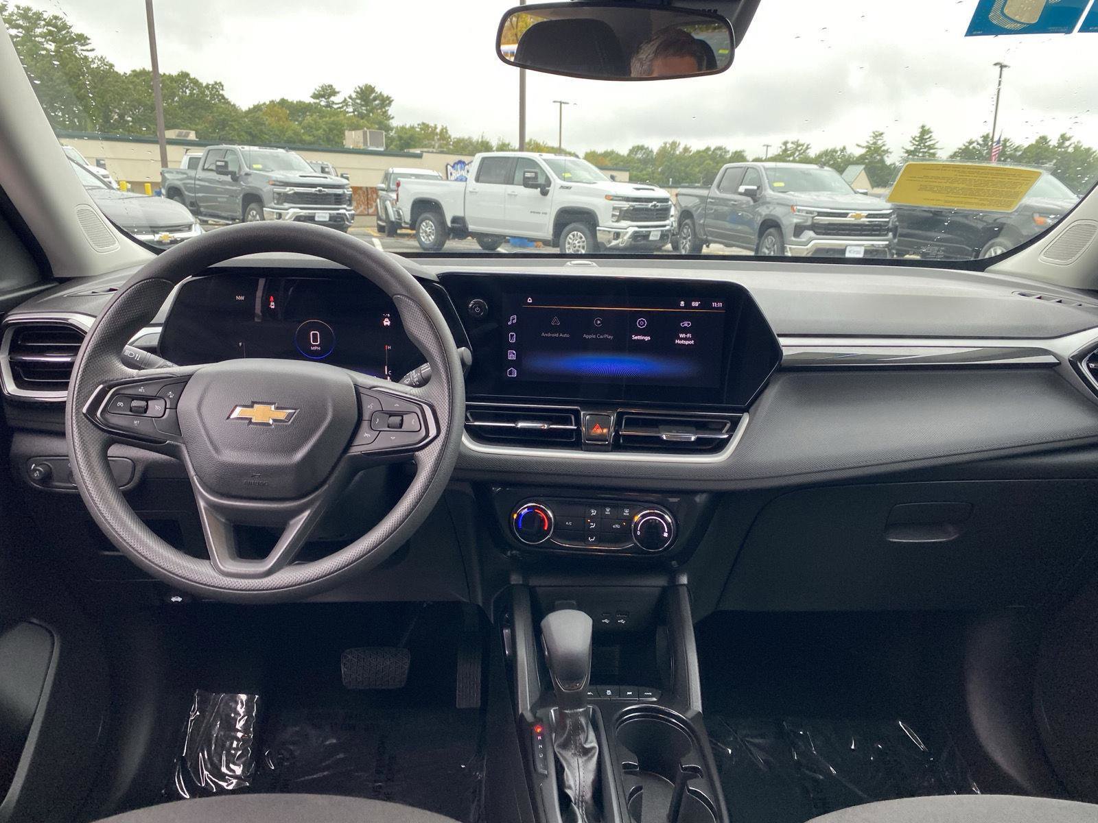 Used 2024 Chevrolet TrailBlazer LT image 9