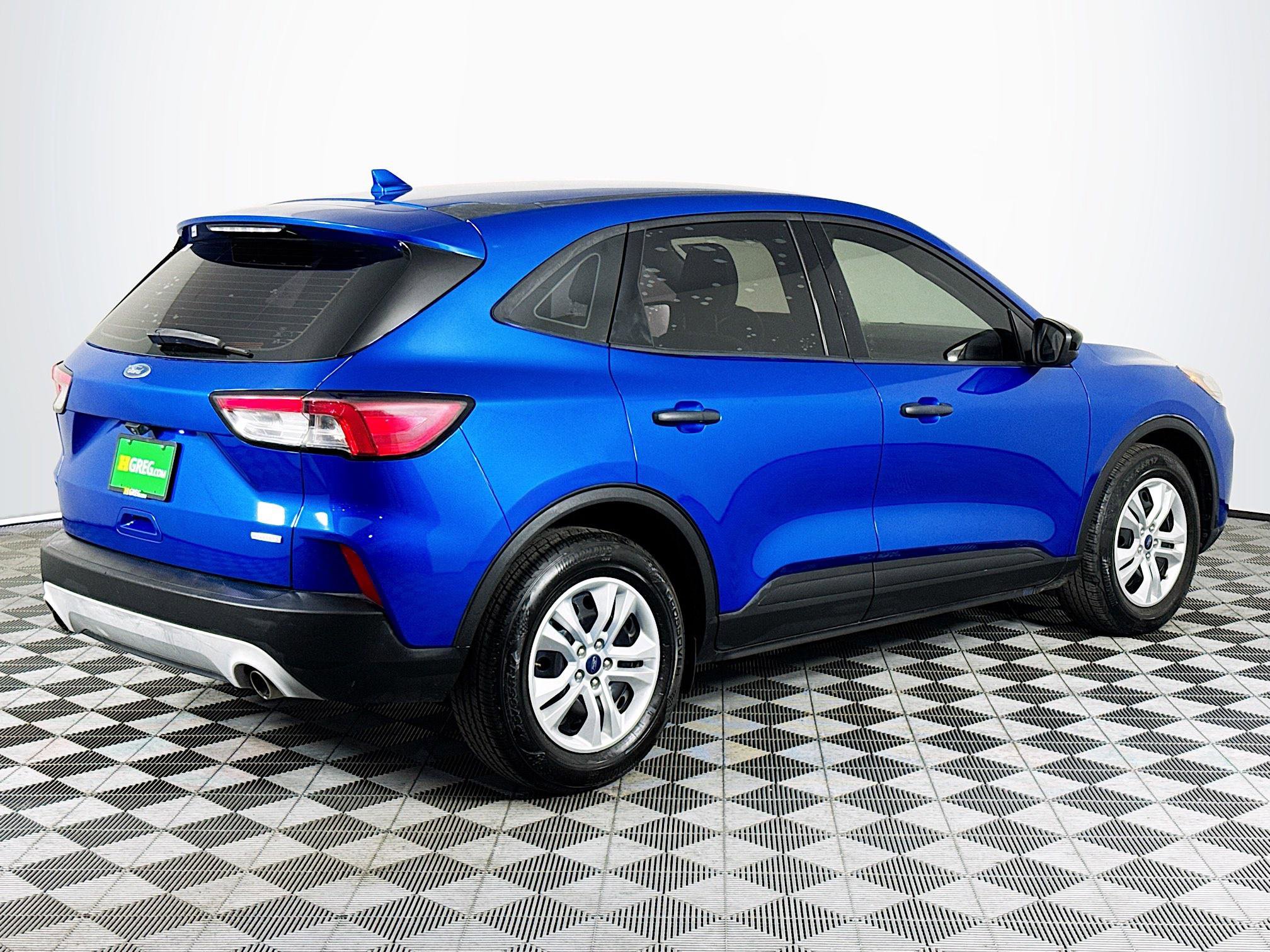 Used 2020 Ford Escape S image 10