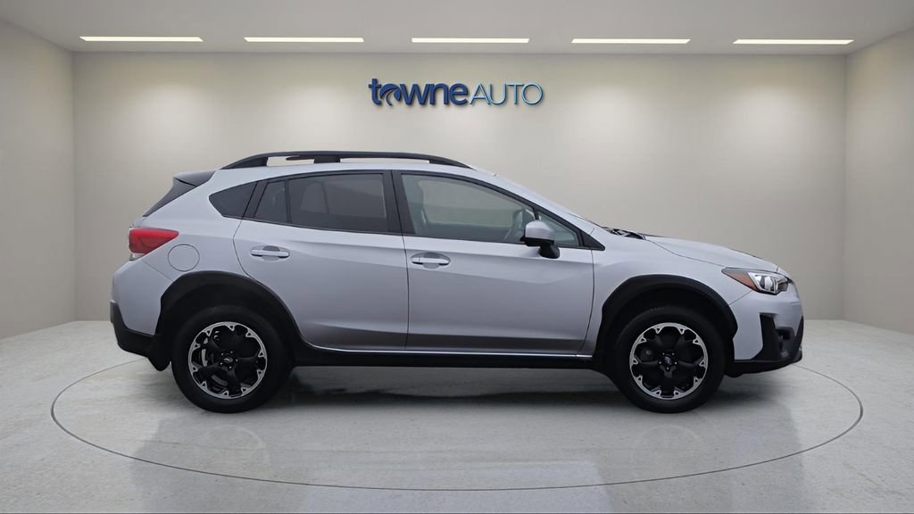 Used 2023 Subaru Crosstrek 2.0i Premium image 6