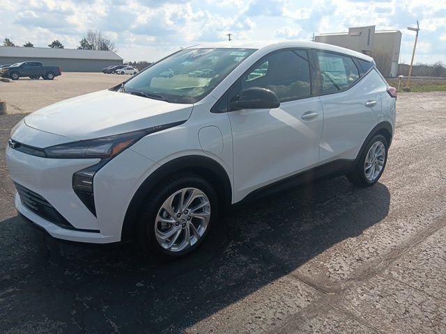 New 2027 Chevrolet Bolt LT w/ Comfort Package FWD image 5