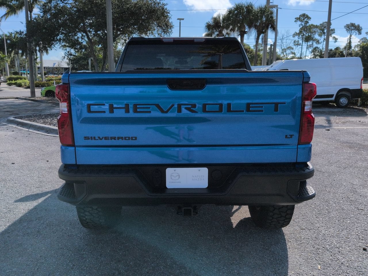 Used 2025 Chevrolet Silverado 1500 LT AWD/4WD image 6
