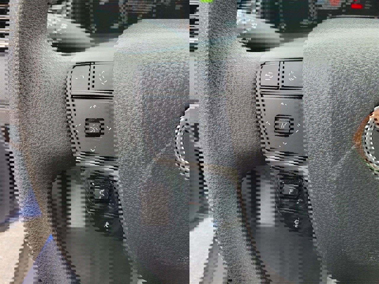 Used 2025 Toyota Camry LE image 20