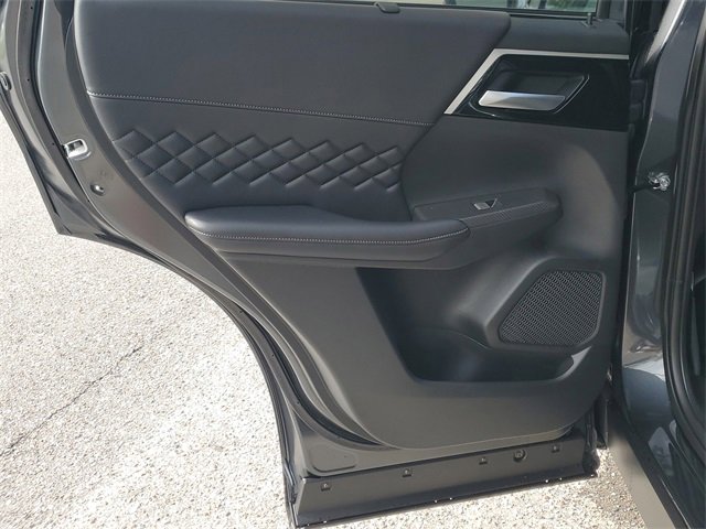 New 2025 Mitsubishi Outlander SEL Black Edition image 11