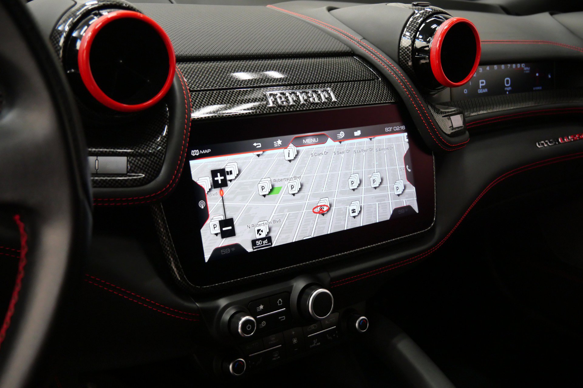 Used 2018 Ferrari GTC4Lusso image 17