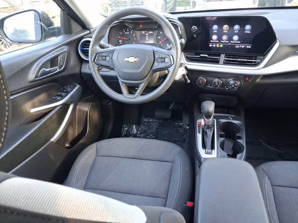 Used 2026 Chevrolet Trax LS w/ LS Convenience Package FWD image 13