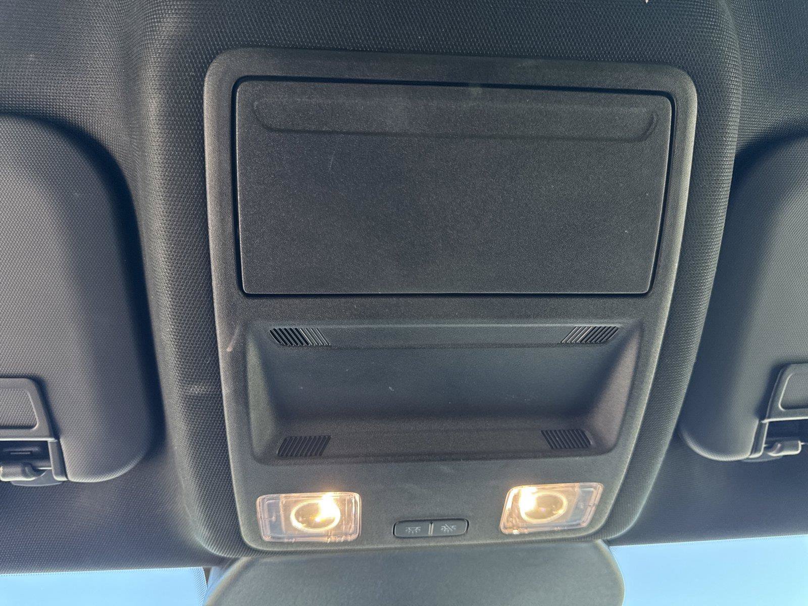 Used 2025 Ford Escape ST-Line AWD/4WD image 24
