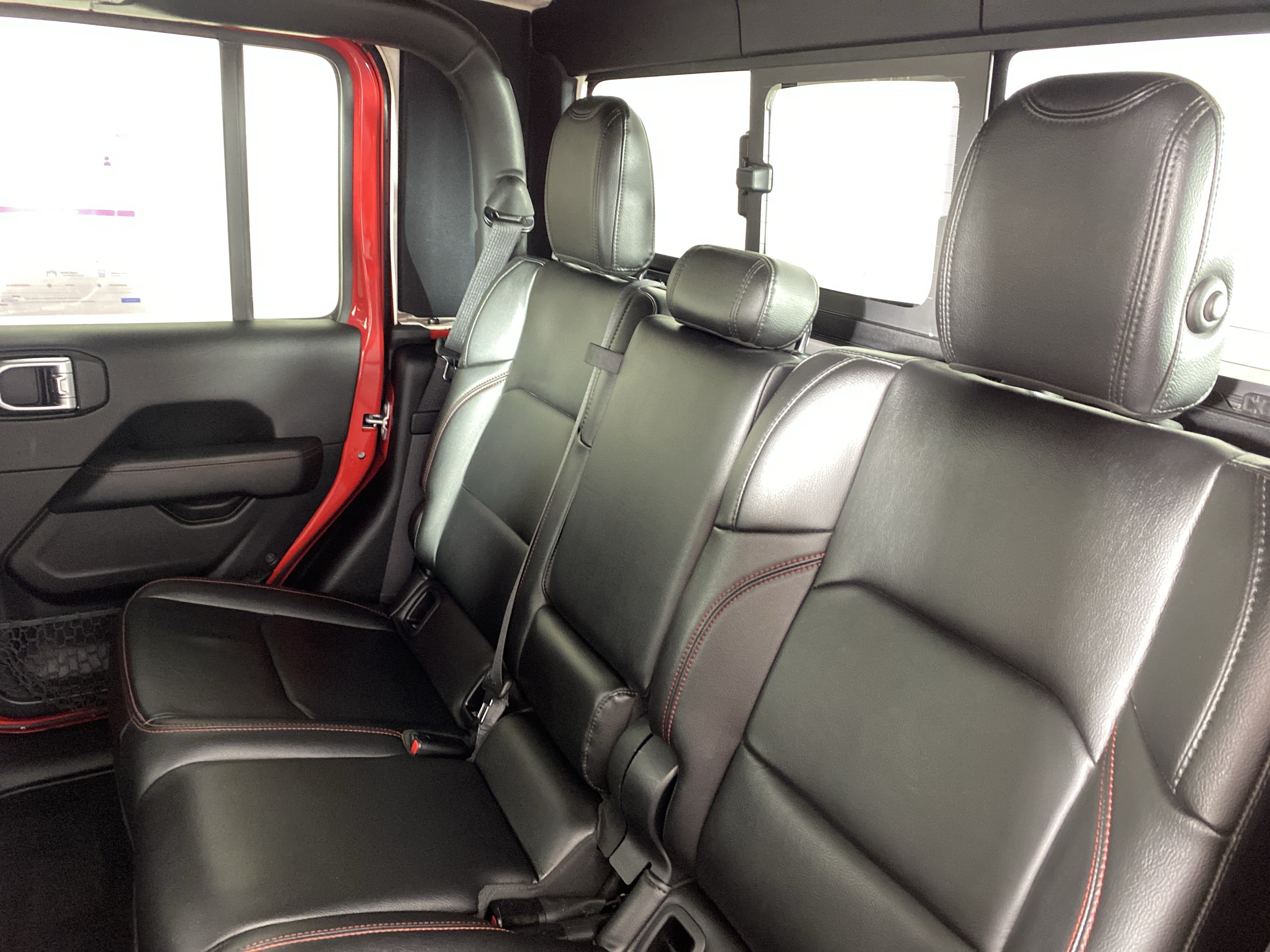 Used 2020 Jeep Gladiator Rubicon AWD/4WD image 32