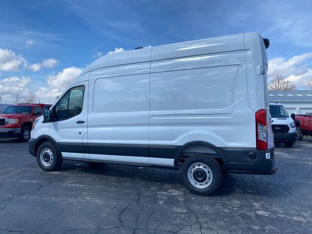 New 2026 Ford Transit 250 148 High Roof RWD image 4