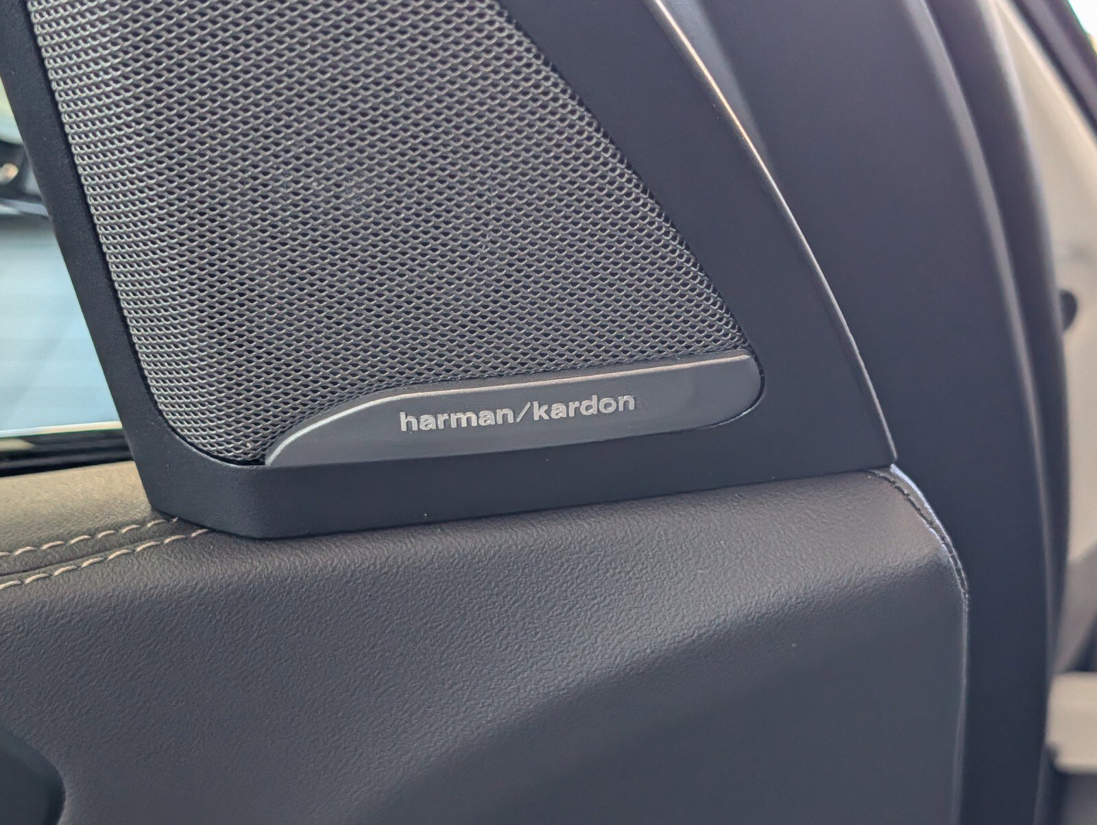 New 2026 BMW X7 xDrive40i w/ M Sport Package image 19