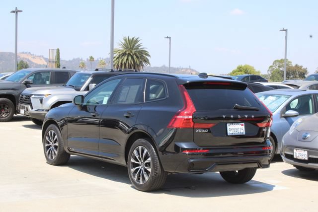 Used 2025 Volvo XC60 B5 Plus AWD/4WD image 19