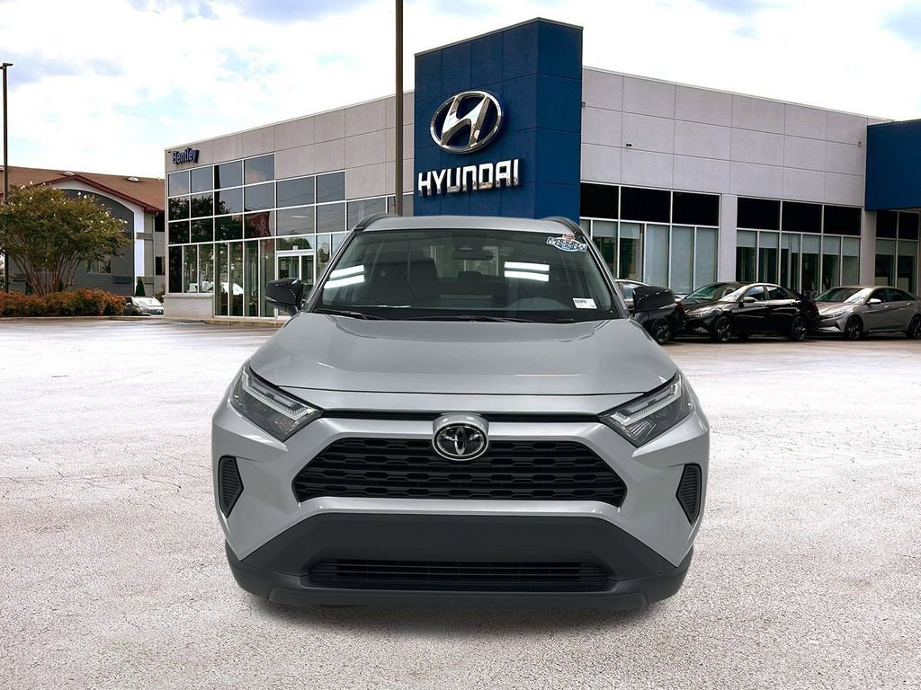 Used 2023 Toyota RAV4 XLE image 8