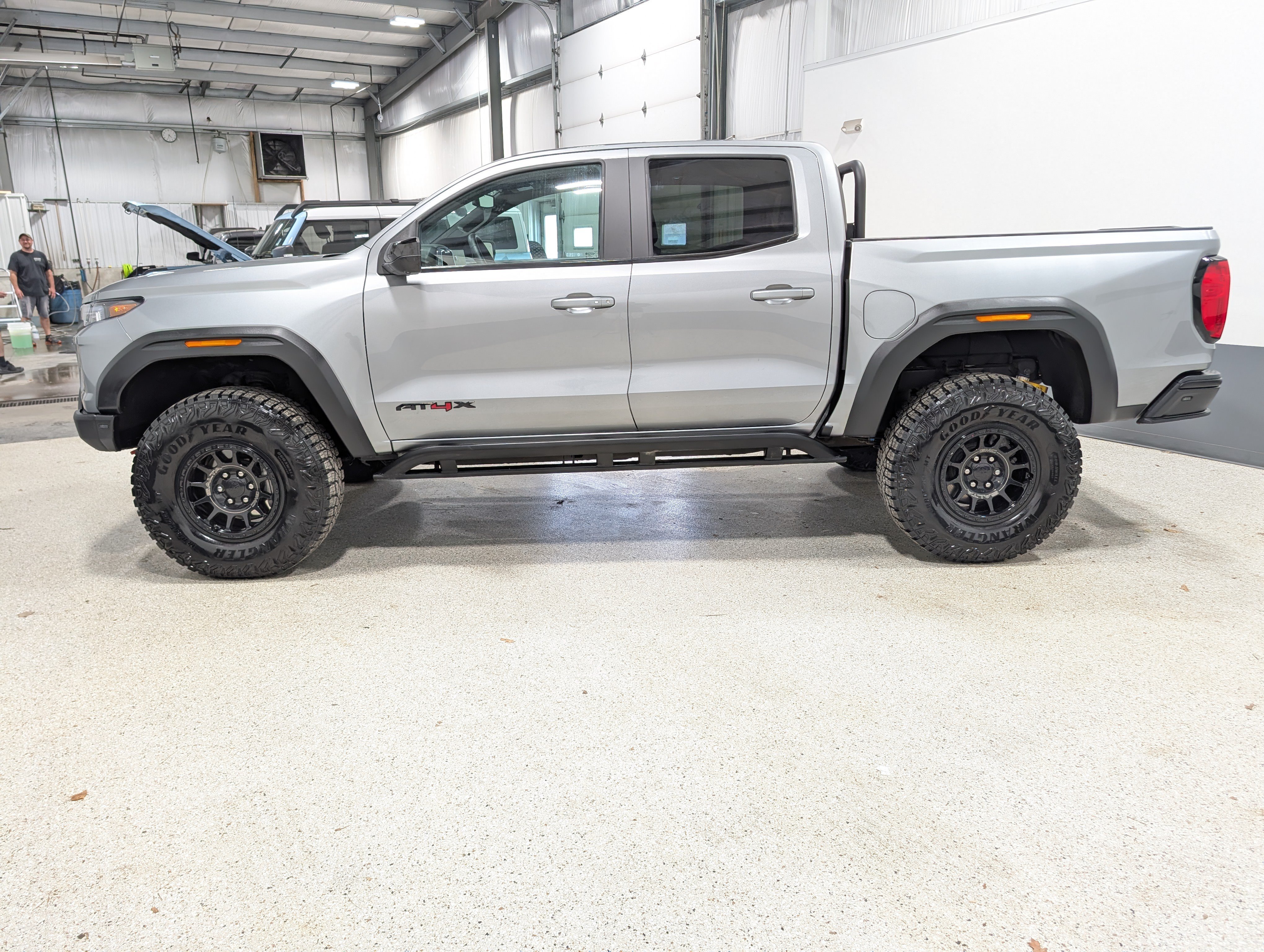Used 2024 GMC Canyon AT4X w/ AT4X AEV Edition AWD/4WD image 6