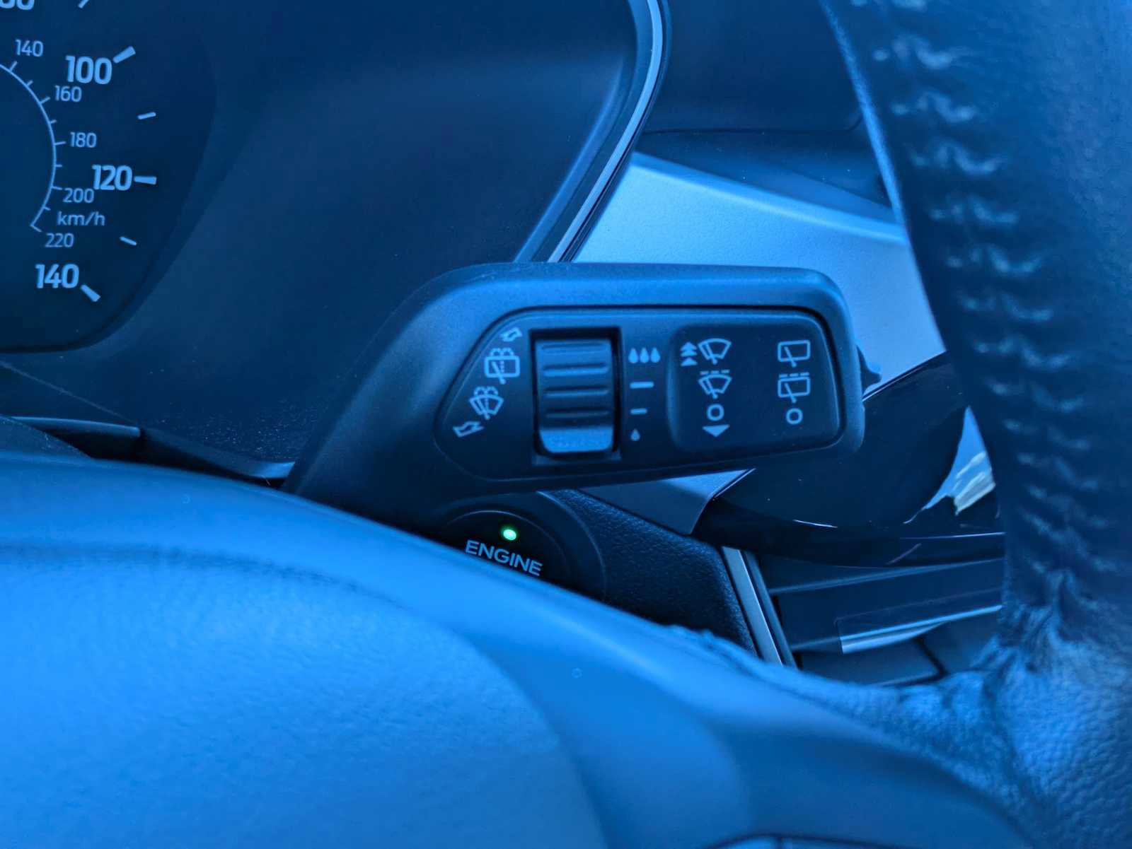 Used 2020 Ford Escape SEL AWD/4WD image 26