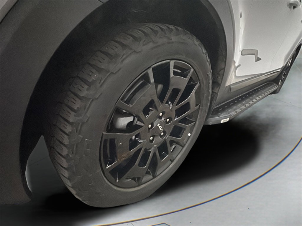 Used 2022 Kia Telluride SX w/ SX Prestige Package image 5