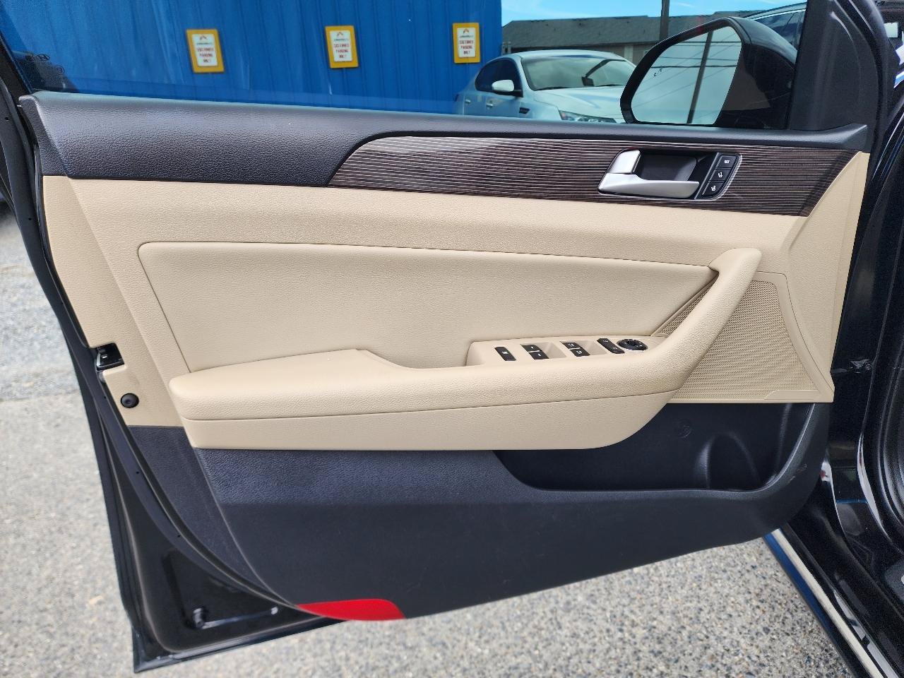 Used 2018 Hyundai Sonata Limited FWD image 10